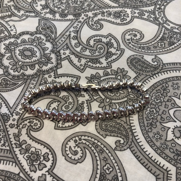 ⬇️ tennis bracelet inspired - Picture 2 of 4